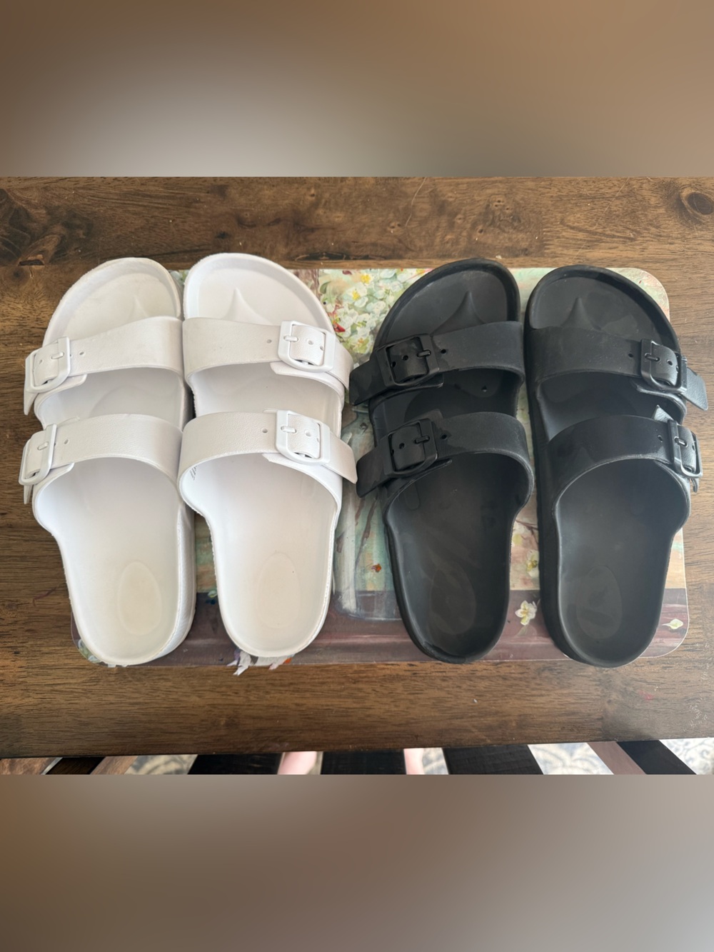 Sand and shore sandals women’s size 9